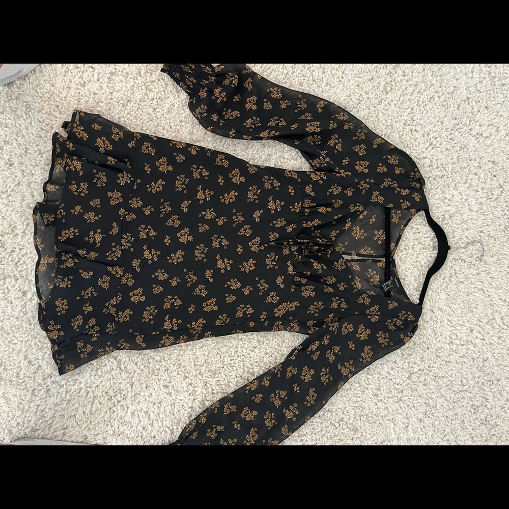 Forever 21 flowy spring dress. Worn once!